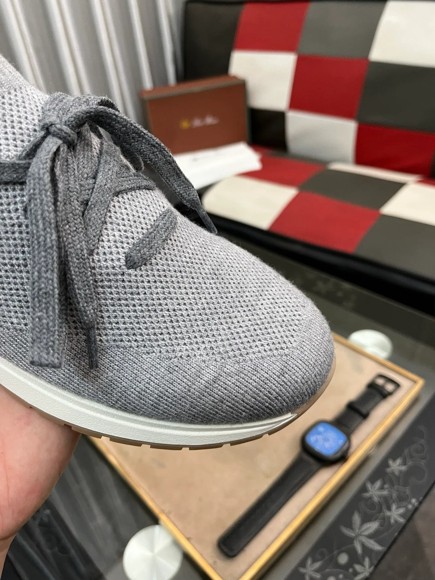 Men's shoes 💰420⌚️⌚️ (loro piana) new moccasin shoes official website original 1:1 mold opening, original quality 💯 fine workmanship, high-end luxury ☘ The upper is made of original waterproof treatment breathable fly-woven suede 🌴 luxury 🐂 leather lining 🍓 rubber wear-resistant outsole, size 38-44 (size 45 can be customized) 5️⃣ colors available